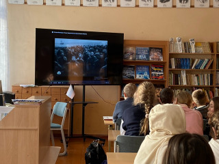 в образовательных организациях прошли мероприятия, посвященные празднованию 80-летней годовщины полного снятия блокады Ленинграда - фото - 10