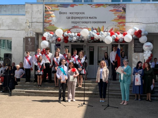 торжественные мероприятия, посвященные празднику «Последний звонок» - фото - 10