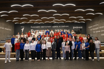 активисты Смоленского муниципального округа посетили Национальный центр "Россия" - фото - 6