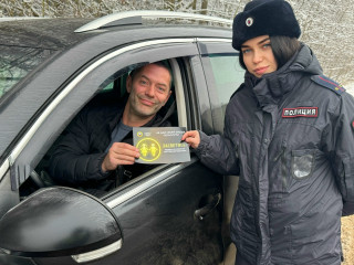 сотрудники Госавтоинспекции провели профилактическую акцию «Засветись» - фото - 4
